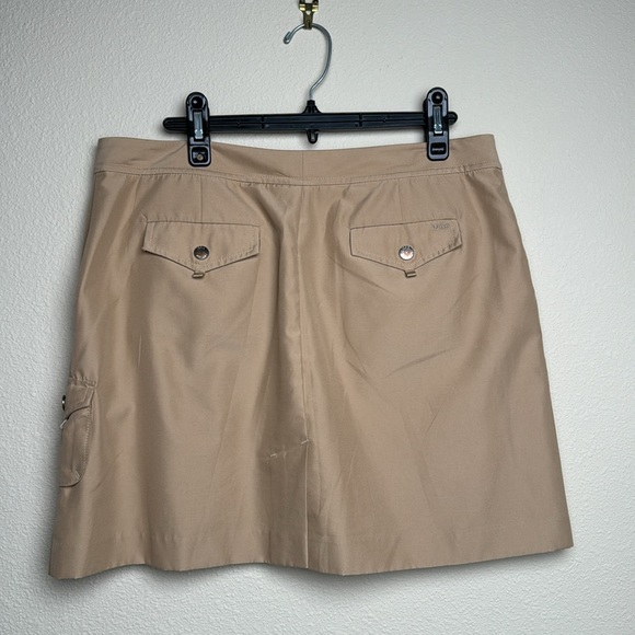 Izod - golf skirt - size 8 - Picture 3 of 8
